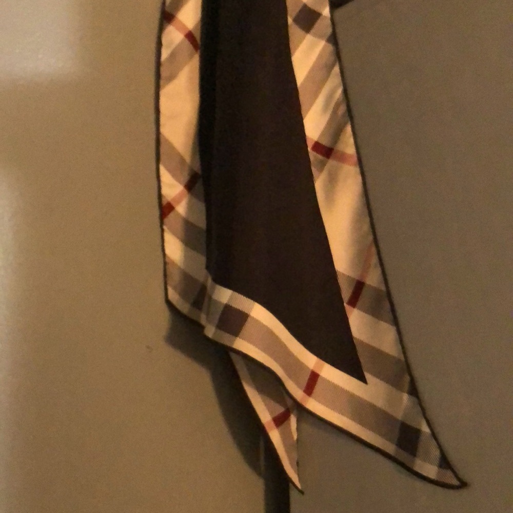 Burberry Scarf silk